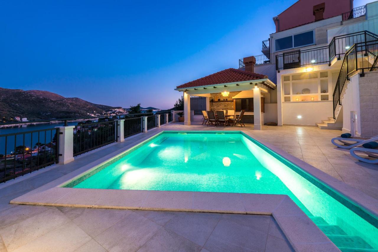 Nila - Private Pool And Sea View *